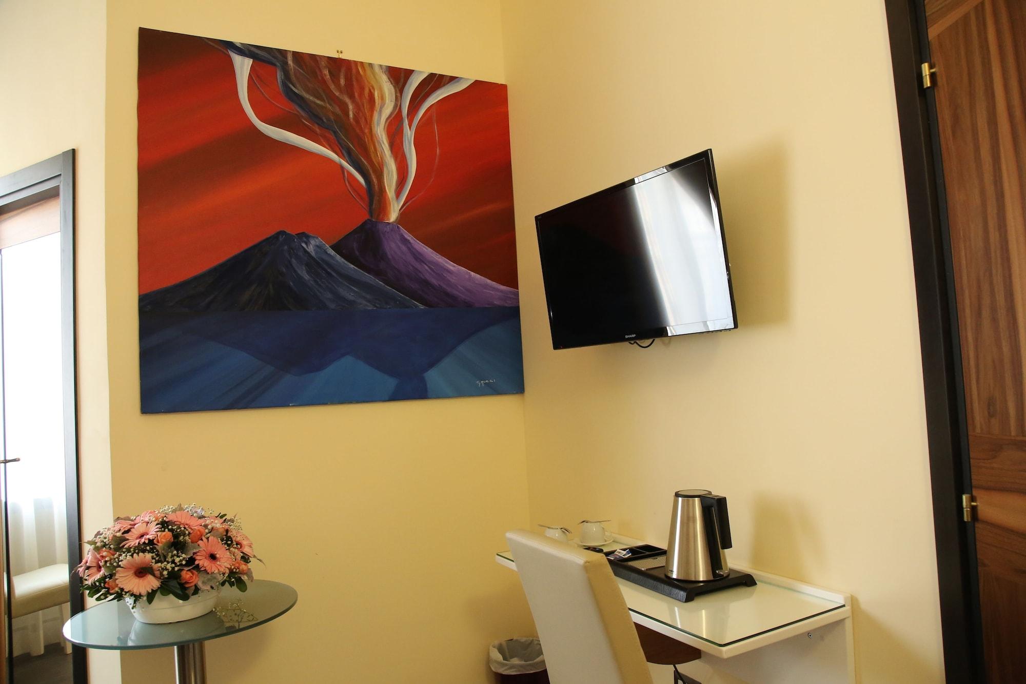 Hotel Boutique Piazza Carita'