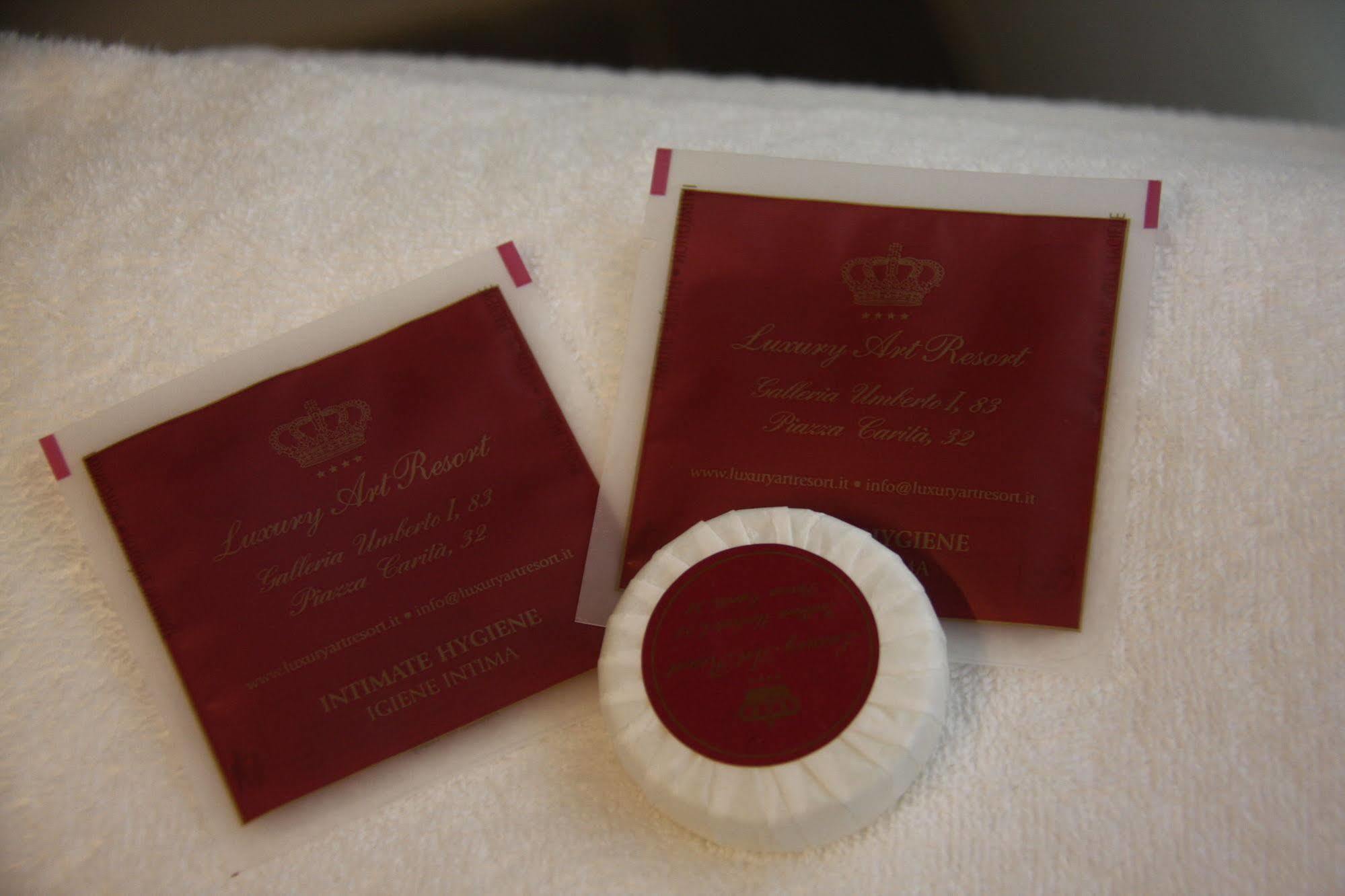 Boutique Piazza Carita' Hotel Naples