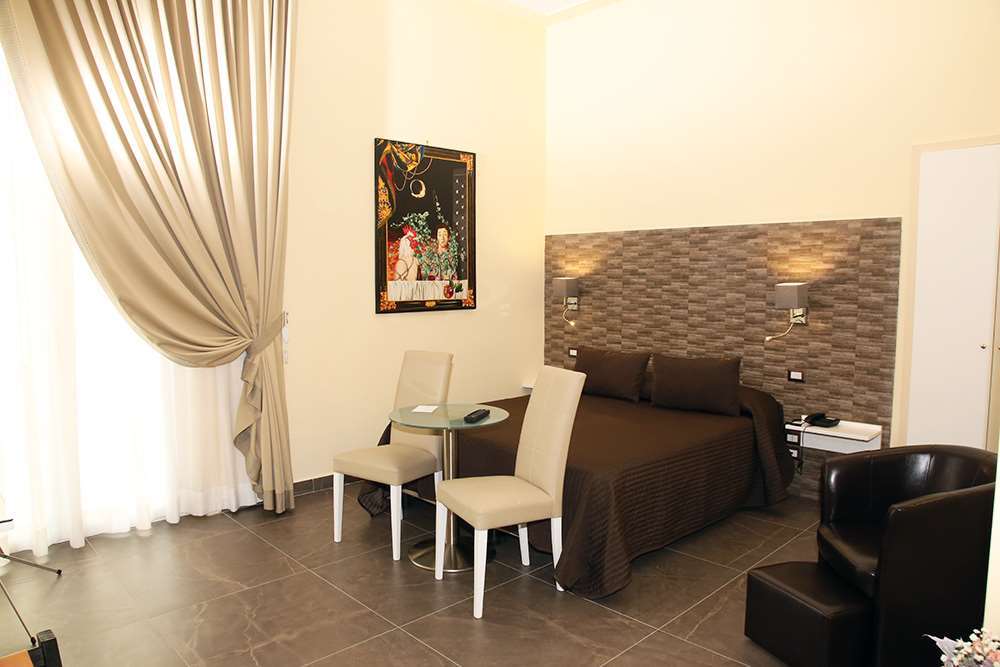 Boutique Piazza Carita' Naples