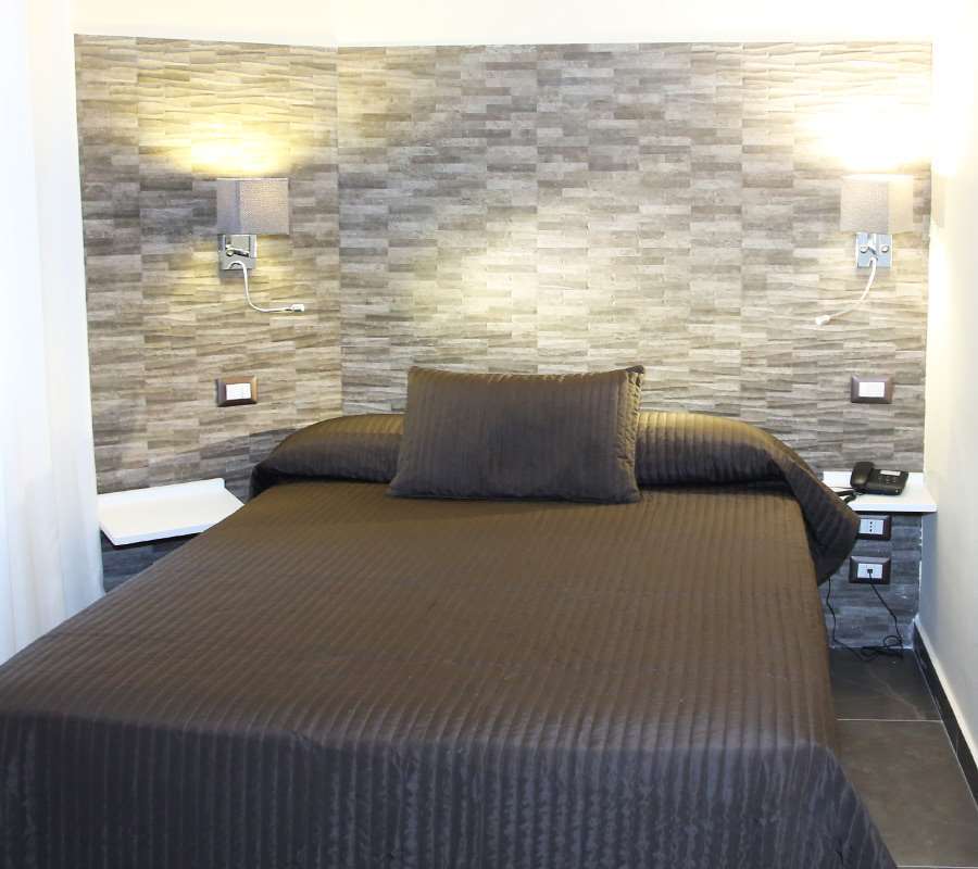 Boutique Piazza Carita' 4*